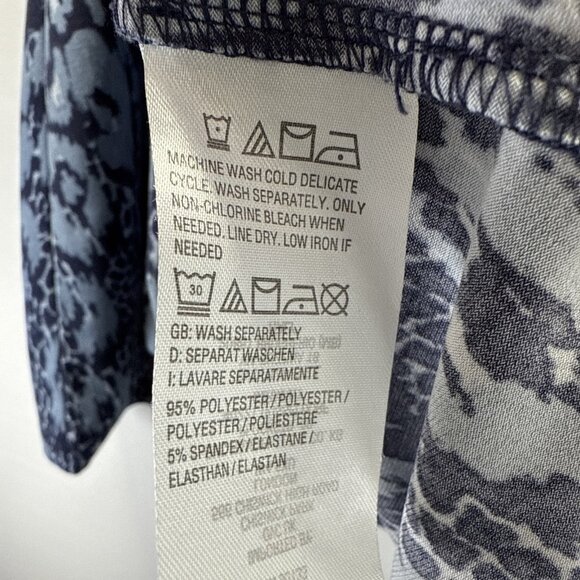 Belle by Kim Gravel Tunic Top 1X Plus Blue Paisley 3/4 Sleeve Stretch Pullover - Picture 5 of 7